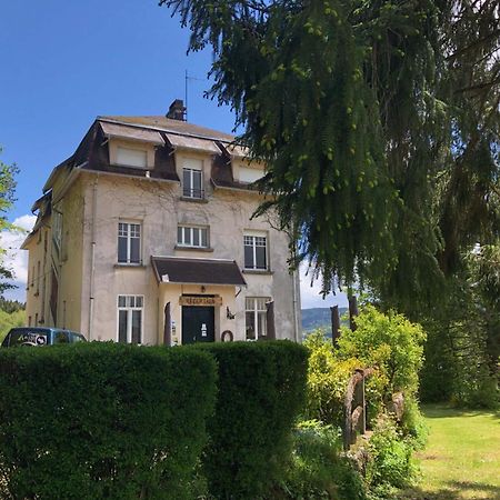Camping Du Chateau Granges-sur-Vologne Exteriör bild
